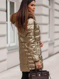 Kurtka zimowa damska długa z futerkiem złota JS/16M9120/403Z^Ozonee Outlet