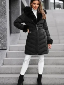 Kurtka zimowa damska długa z futerkiem czarna JS/5M3156/392^Ozonee Clearance