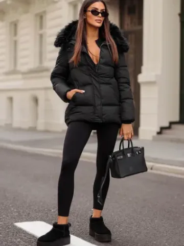 Kurtka zimowa damska z futerkiem czarna JS/5M3256/392^Ozonee Fashion